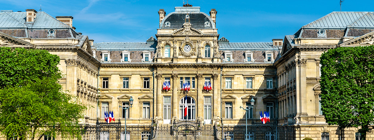 Location de voiture à Lille avec Dollar Car Rental,